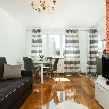 Grunwaldzka By Renters דירה